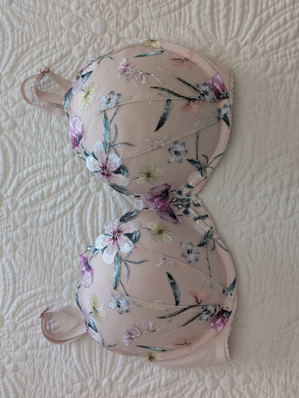 Victoria's Secret Dream Angels Light Pink Push-Up Bra